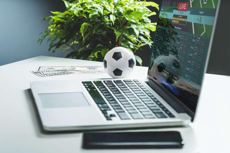 Saiba como fazer as suas apostas esportivas na categoria que preferir na Superbet