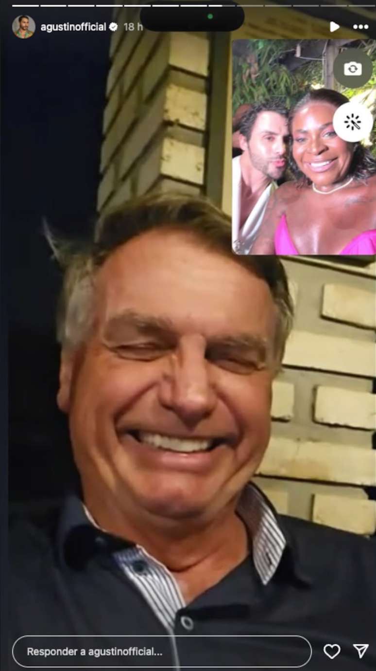 O ex-presidente n&atilde;o esteve na festa, mas participou por meio de chamada de v&iacute;deo