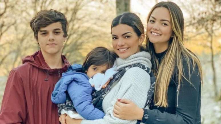 Kelly Key faz relato emocionante após o falecimento de Sofia, filha de Lexa; mãe de três, cantora já passou por um aborto espontâneo