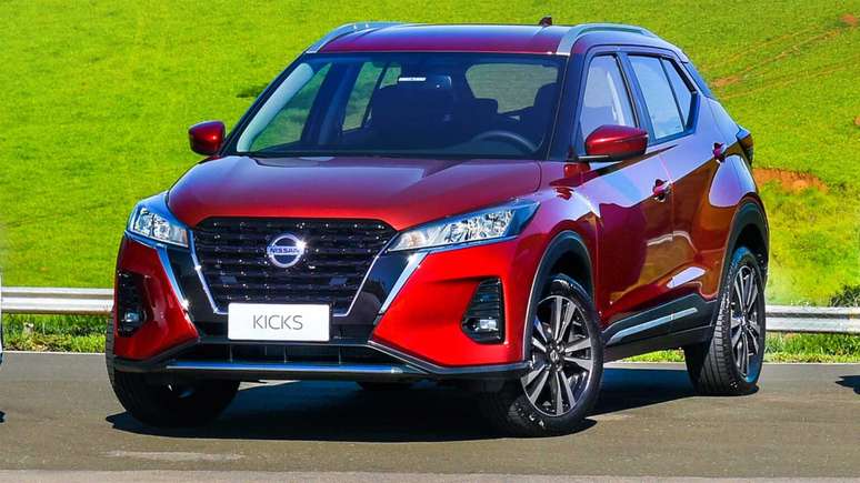 Nissan kicks Advance 2024