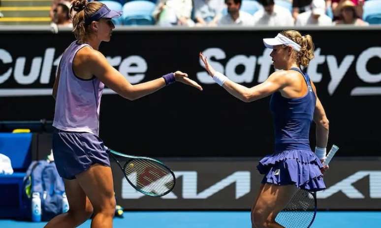 Beatriz (Bia) Haddad Maia com a alemã Laura Siegemund avançou às quartas de final das duplas femininas no WTA 1000 de Doha (Catar).