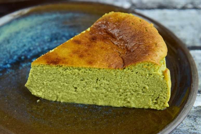Bolo de ora-pro-nóbis 
