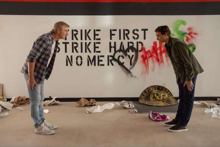 William Zabka e Ralph Macchio em 'Cobra Kai'