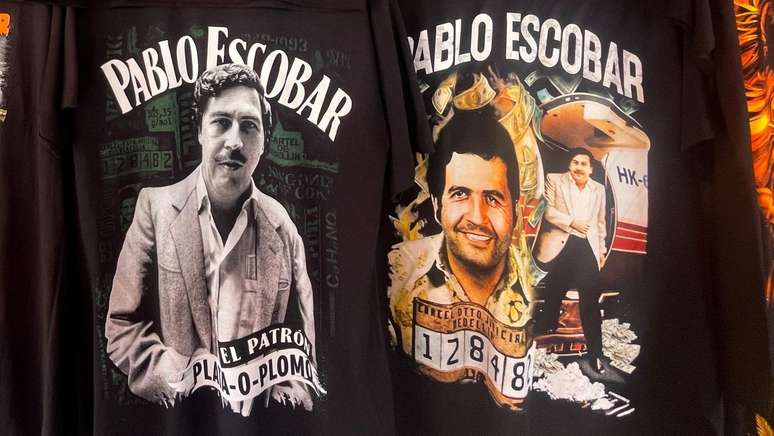 La imagen de Pablo Eskobar con recuerdos se encuentra ampliamente en Colombia