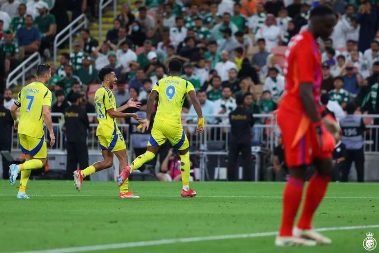 Colombiano foi a principal figura do cl&aacute;ssico em Jid&aacute; &ndash;