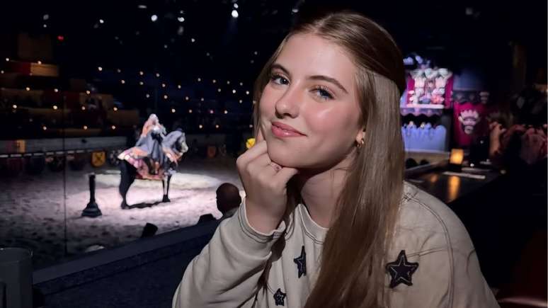 Lorena Queiroz atualmente está com 13 anos