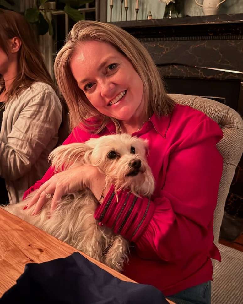 Colleen Hoover reativou sua conta no Instagram