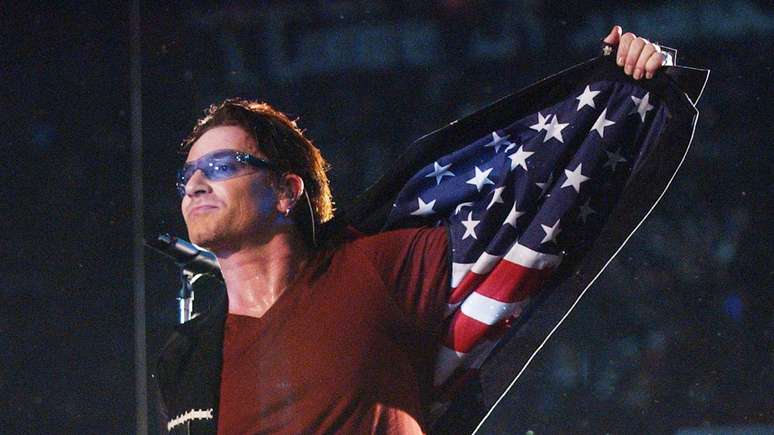 It's Been 15 Years Since U2 Gave Us the Best Super Bowl Halftime Show Ever | GQ