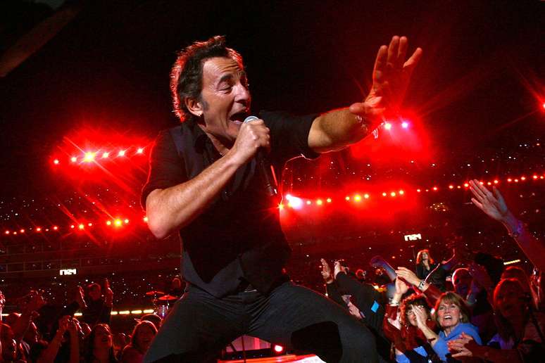 Super Bowl Halftime: Bruce Springsteen, E Street Band's 2009 Gig