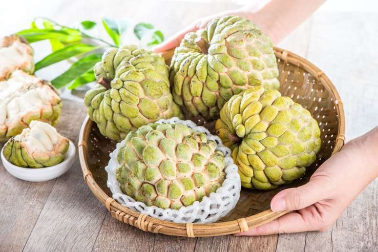 A fruta-do-conde tem uma alta qualidade nutricional e é muito apreciada na culinária