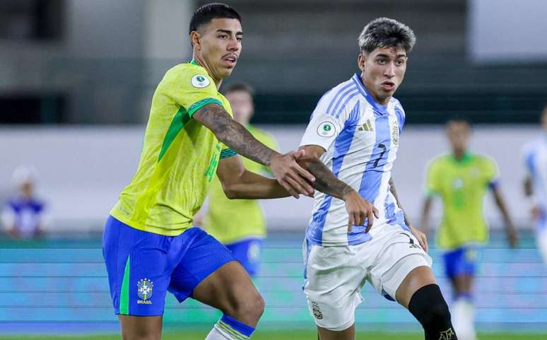 No confronto direto recente, empate em 1 a 1 –