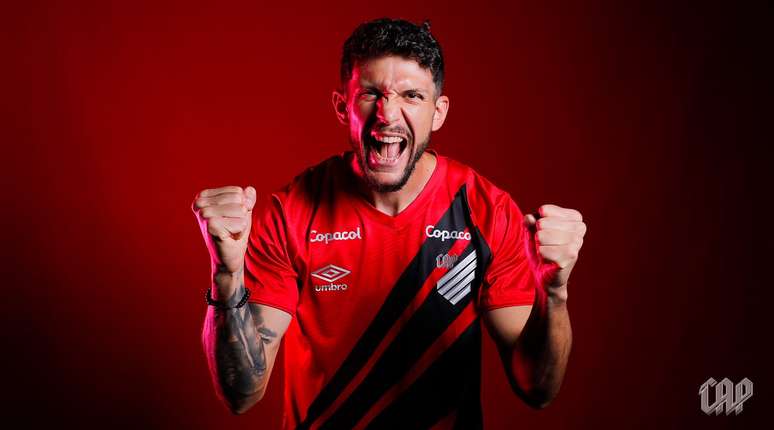 Tobias Figueiredo é anunciado no Athletico. 