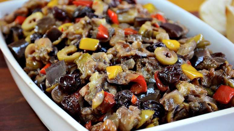 Antepasto de berinjela – Foto: Guia da Cozinha