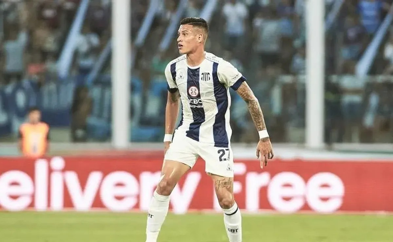 Juan Portillo com a camisa do Talleres. 