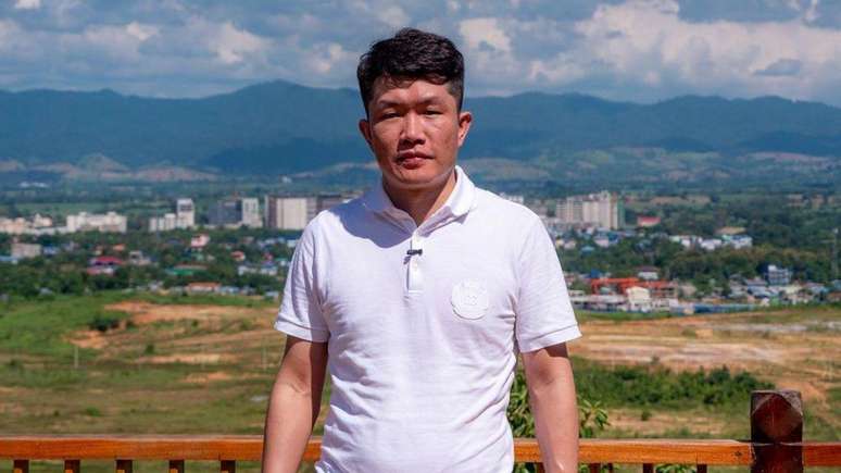He Yingxiong administra Shwe Kokko na ausência de She Zhijiang