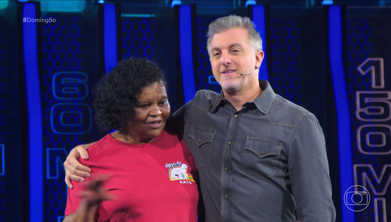 Luciano Hulk paga 143mil para associação de São Paulo 