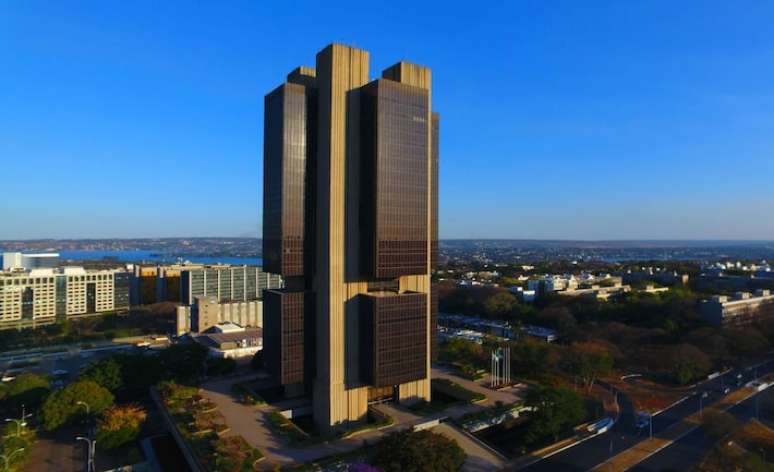 Comitê de Política Monetária (Copom), do Banco Central, assumiu que o cenário para a inflação de curto prazo está adverso