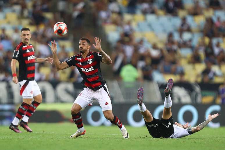 Danile llega al principio por Flamengo -