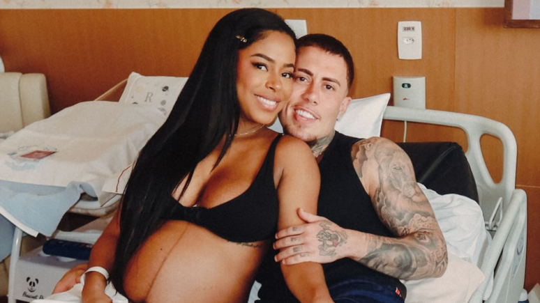 Lorena Maria e MC Daniel em maternidade