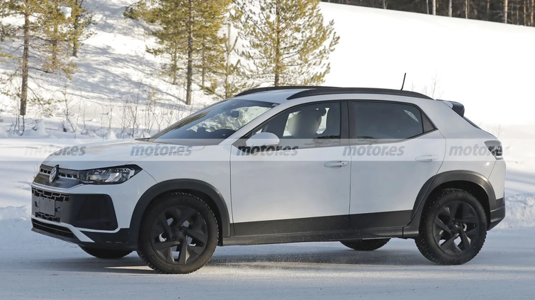 Flagra do novo Volkswagen Tera em testes na Europa quase sem camuflagem