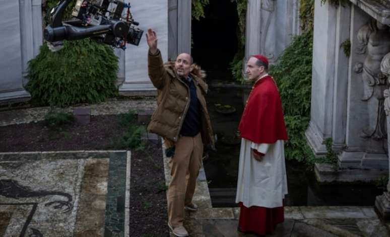 Edward Berger dirigiu Conclave, filme indicado ao Oscar 2025