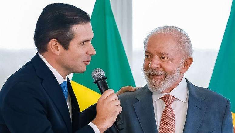 Lula recebeu Motta no Planalto logo após sua eleição