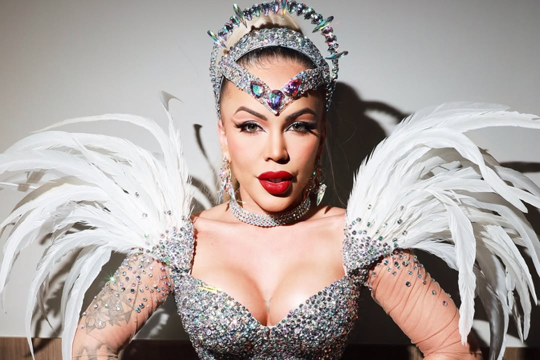 Ravena Hanniely é musa da Barroca Zona Sul.