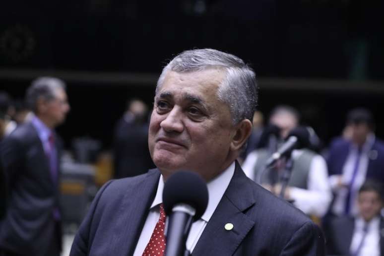 Guimarães comemorou em seu aniversário a denúncia contra Bolsonaro