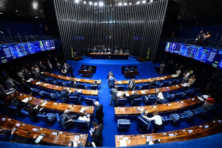 Plenário do Senado discute projeto que pode resgatar verbas do orçamento secreto
