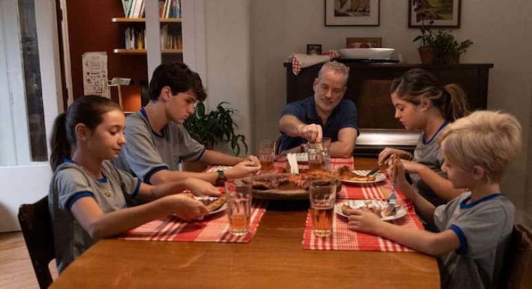 'Fé para o Impossível' fala muito sobre religião, mas também sobre família e superação