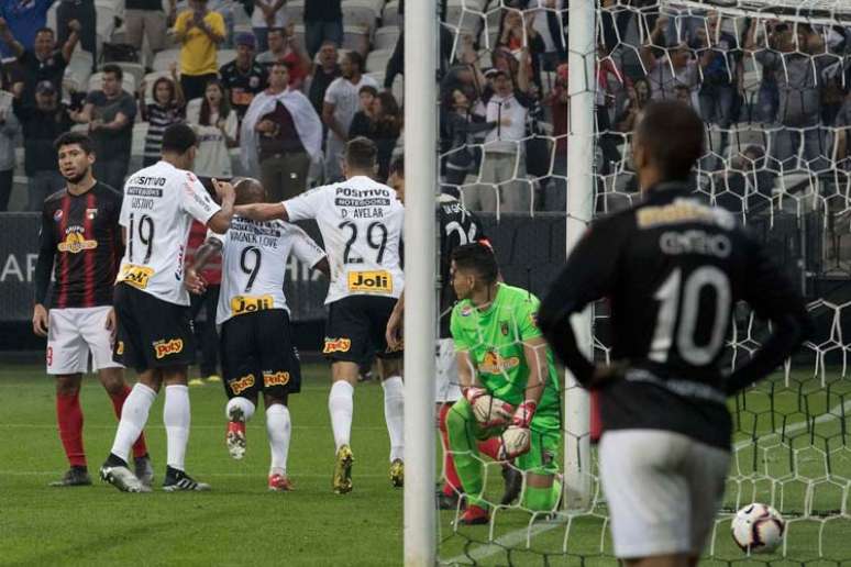 Na estreia da Libertadores, Corinthians joga na Venezuela de olho em tabu contra equipes locais. 