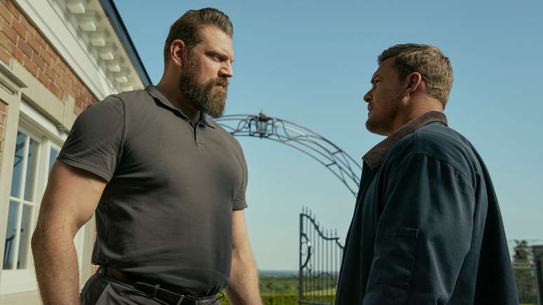 Olivier Richters e Alan Ritchson se enfrentam na terceira temporada de Reacher (Divulga&ccedil;&atilde;o/Prime Video)
