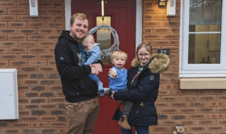 Today, the two are parents of two young children and share constant photos of the family on social networks. Today, the two are parents of two young children and share constant photos of the family on social networks.