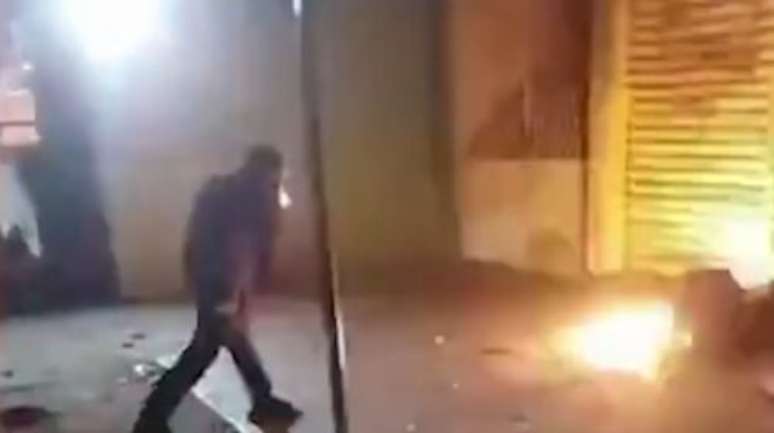 Adolescente atacou vítima em troca de R$ 2 mil reais, pagos por uma pessoa ainda não identificada