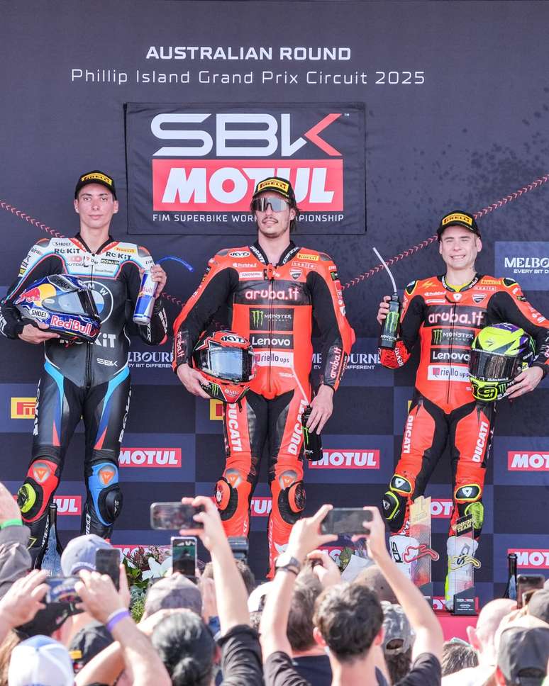 Comemora&ccedil;&atilde;o do P&oacute;dio com Bulega