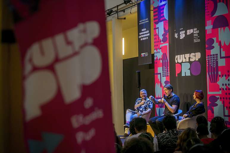 Ed O'Brien e Ruth Daniel na CULTSP PRRO 