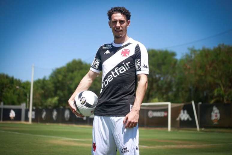 Portugu&ecirc;s Nuno Moreira &eacute; o novo jogador do Vasco &ndash;