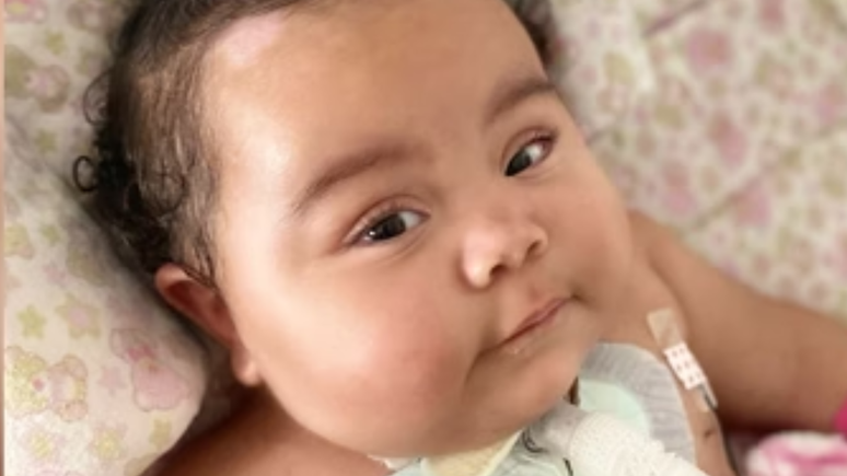 Bebê de 10 meses fica tetraplégica após ser atropelada por motociclista embriagado