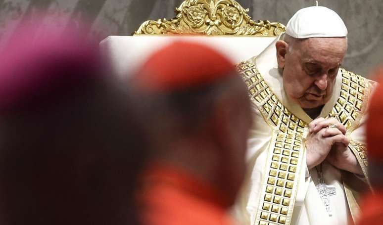 Pope Francisco makes an important request that involves the health and state of the leader of the Catholic Church are updated on Wednesday 26 February