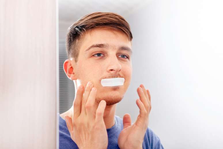 Is covering the mouth to sleep really beneficial? Understand the risks of the new social network wave