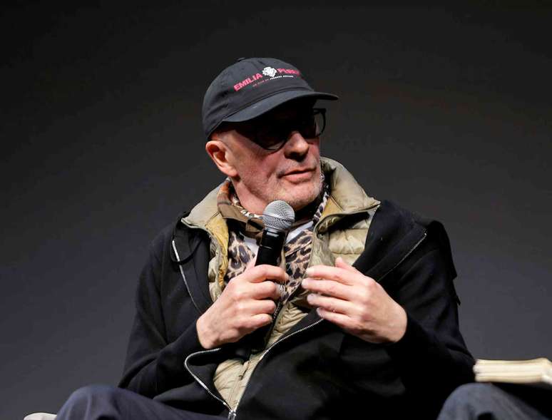 Jacques Audiard fala durante o Santa Barbara International Film Festival em 10 de fevereiro de 2025. Tibrina Hobson/Getty Images for Santa Barbara International Film Festival