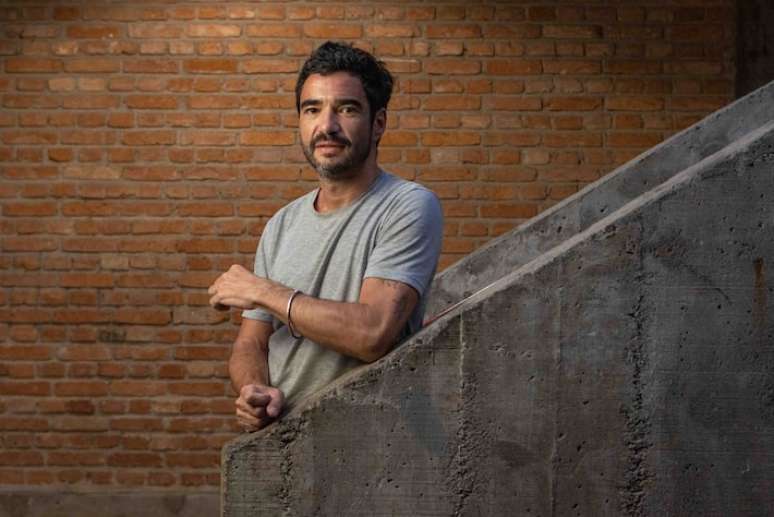 Caio Blat no teatro Sesc Pompéia, onde estreia a peça 'Os Irmãos Karamazóv', adaptação do romance do escritor russo Fiódor Dostoiévski.