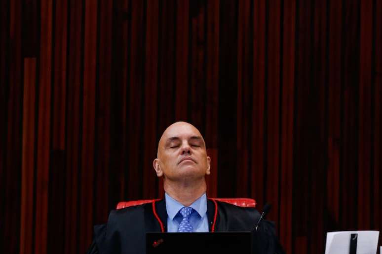Objetivo da ofensiva, Moraes falou em defesa da soberania do Brasil e contra o 