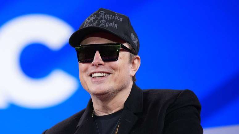 O CEO da Tesla, Elon Musk, est&aacute; trabalhando no governo de Donald Trump