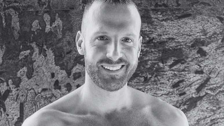 At 44, the porn actor who proposed to Pabllo Vittar and Lucas Luco
