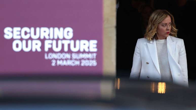 Meloni refor&ccedil;ou que o objetivo &eacute; buscar uma 'paz duradoura' na Ucr&acirc;nia