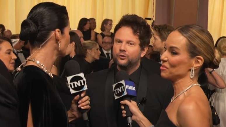 Carol Ribeiro, Selton Mello e Ana Furtado no tapete vermelho do Oscar