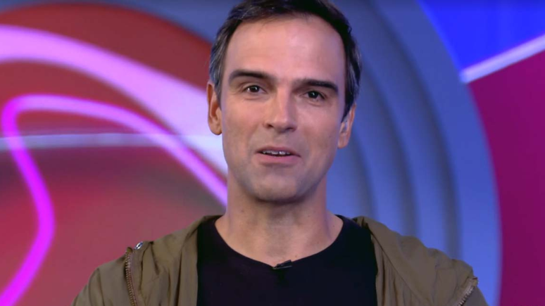 Tadeu Schmidt deu discurso na elimina&ccedil;&atilde;o de Rodriguinho