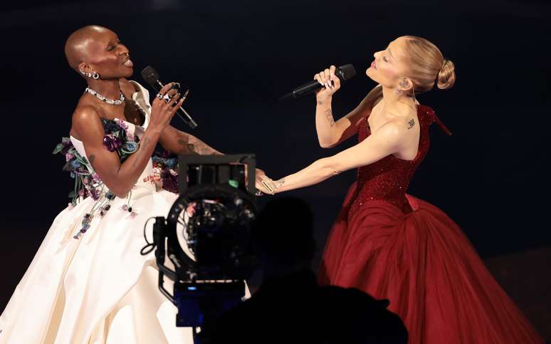 Cynthia Erivo e Ariana Grande no Oscar 