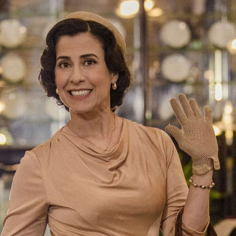 A personagem da Fernanda Torres de cada signo - C&acirc;ncer